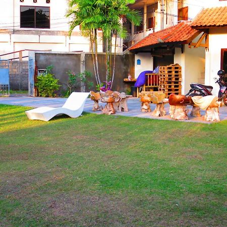 Bali Utopia Backpacker Jimbaran Buitenkant foto
