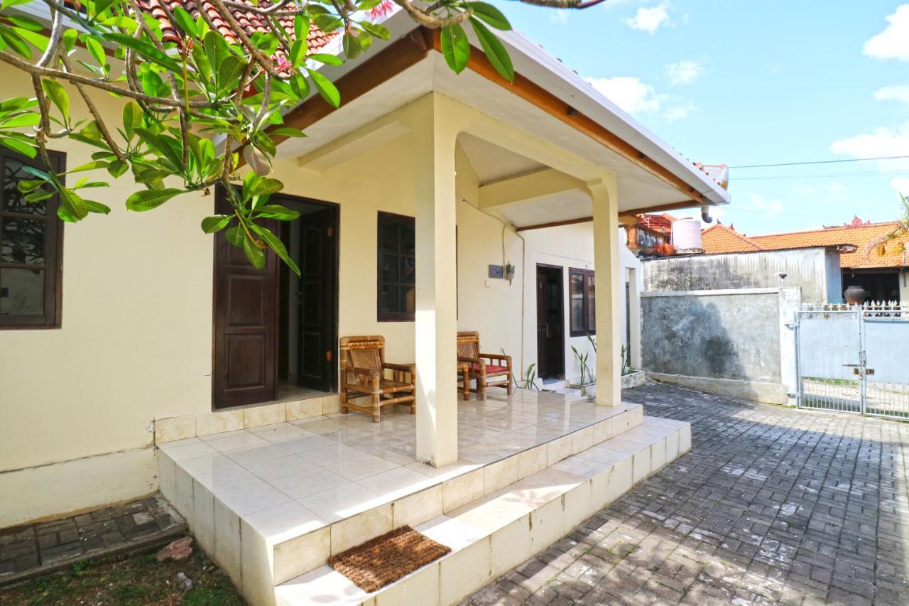 Bali Utopia Backpacker Jimbaran Buitenkant foto